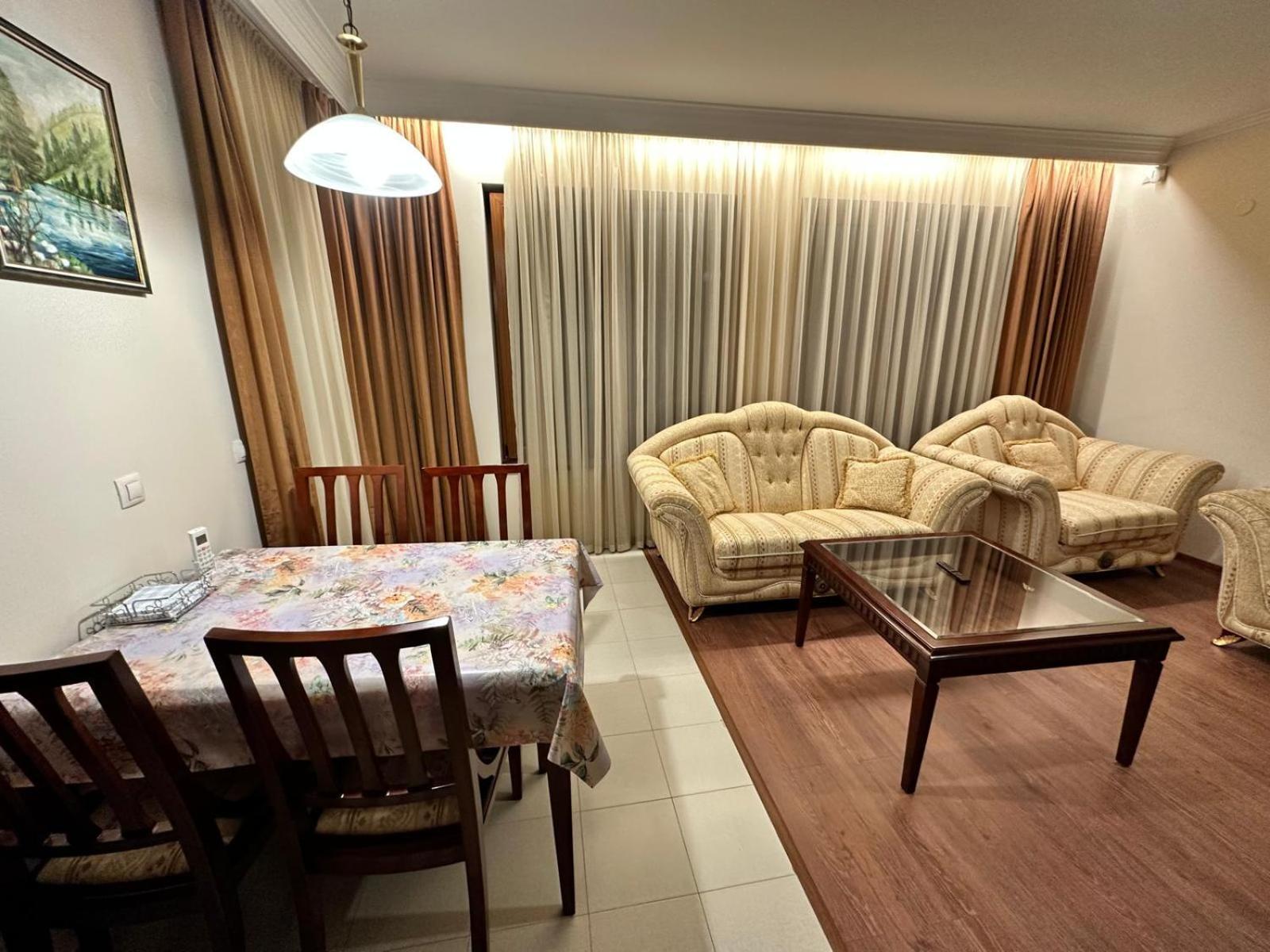 Downtown Apartments 반스코 외부 사진