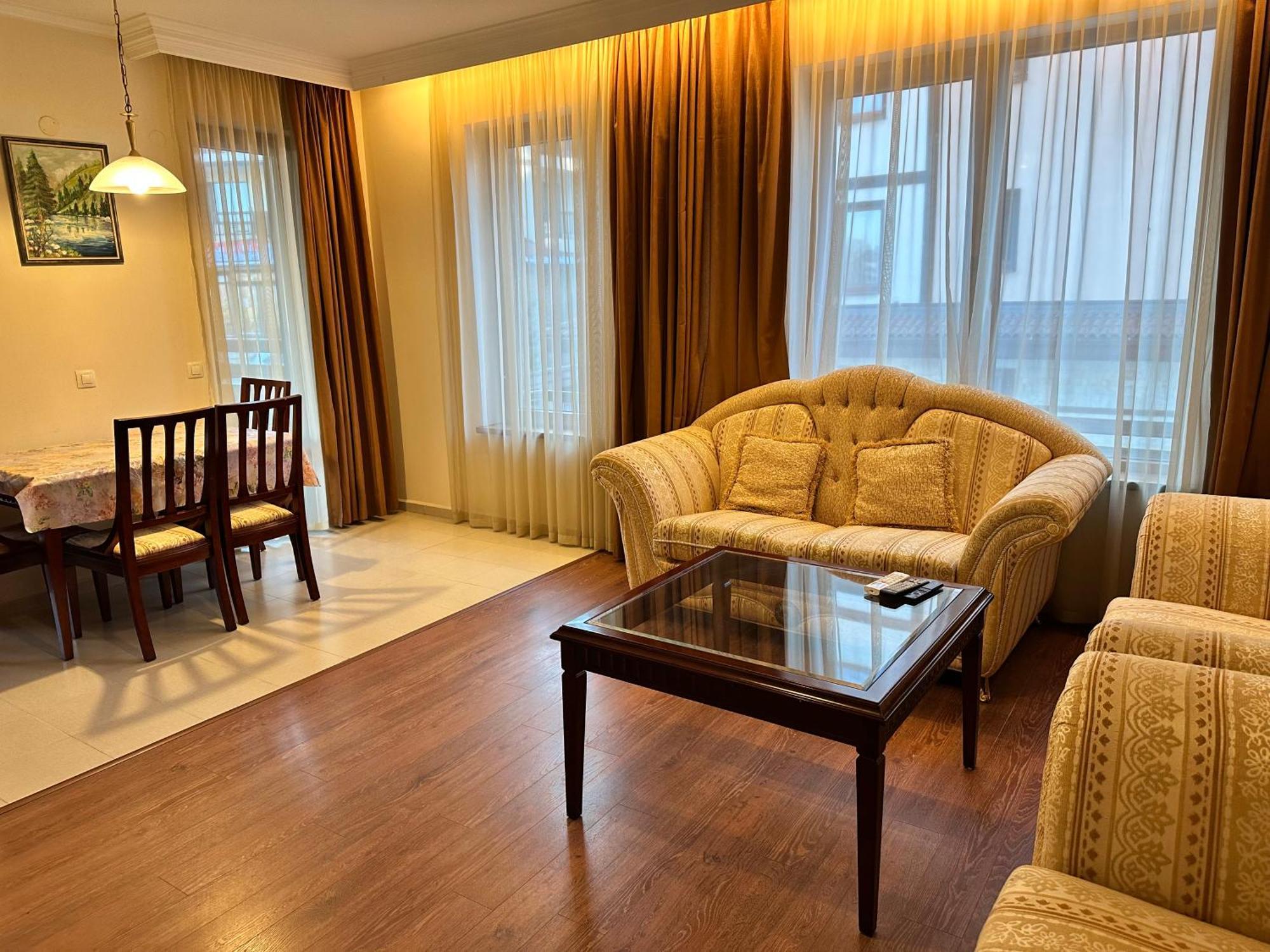Downtown Apartments 반스코 외부 사진